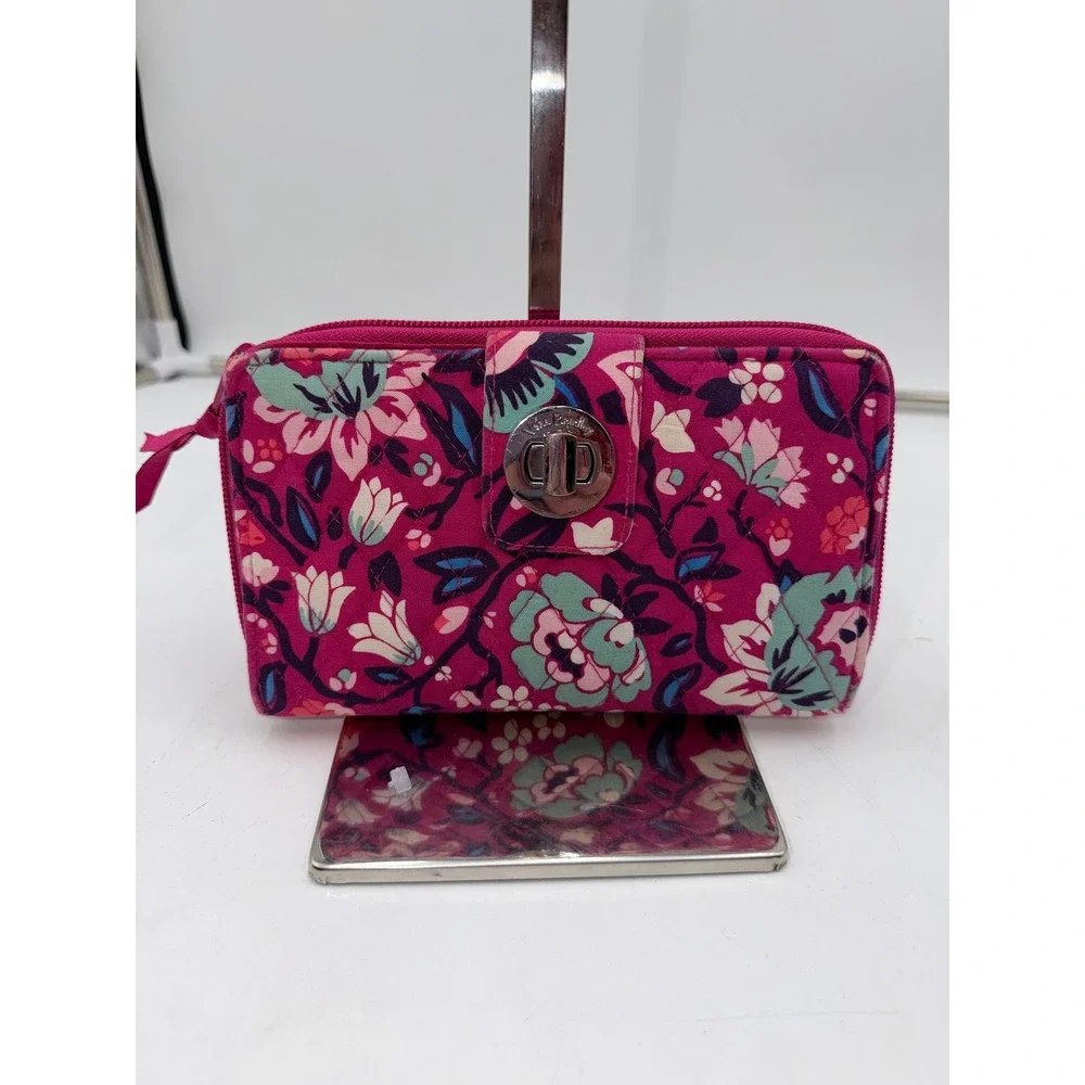 Vera Bradley Pink Floral Quilted Cotton Turn Lock Wallet Organizer - Picture 1 of 12